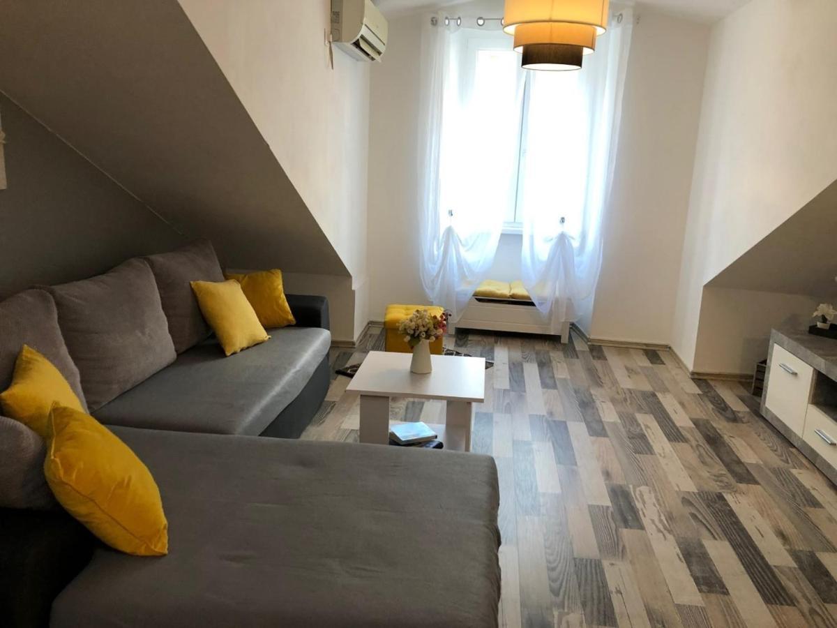 Charming Rijeka City Center Apartment Renee Kültér fotó
