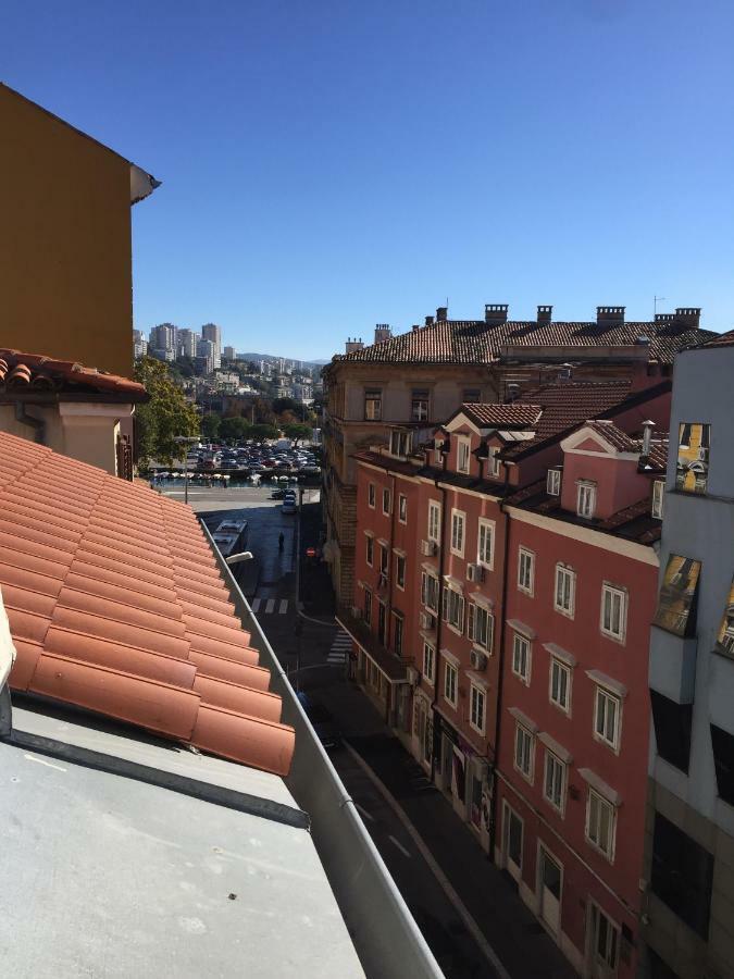 Charming Rijeka City Center Apartment Renee Kültér fotó